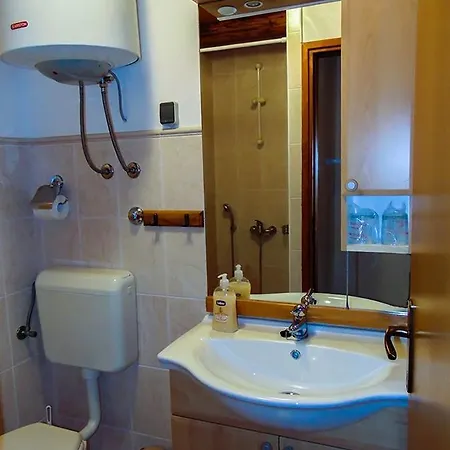 Mario Appartement Zrnovo