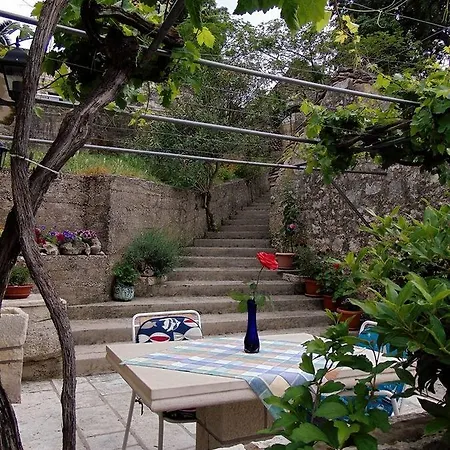 Mario Appartement Zrnovo